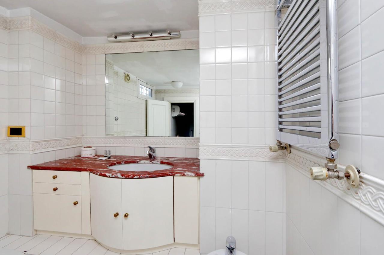 Two Private Terraces - Casa Tappero Merlo Διαμέρισμα Ρώμη Εξωτερικό φωτογραφία