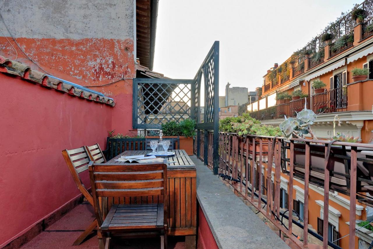 Two Private Terraces - Casa Tappero Merlo Διαμέρισμα Ρώμη Εξωτερικό φωτογραφία