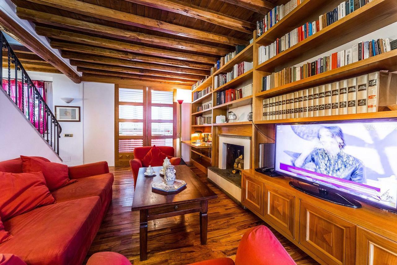 Two Private Terraces - Casa Tappero Merlo Διαμέρισμα Ρώμη Εξωτερικό φωτογραφία